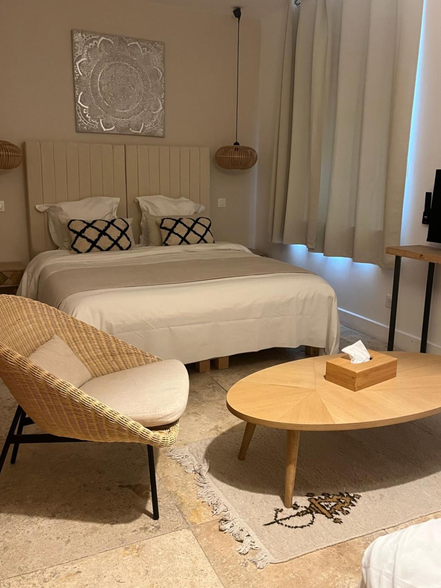 Hotel Moulin De La Roque Althen-des-Paluds Zewnętrze zdjęcie