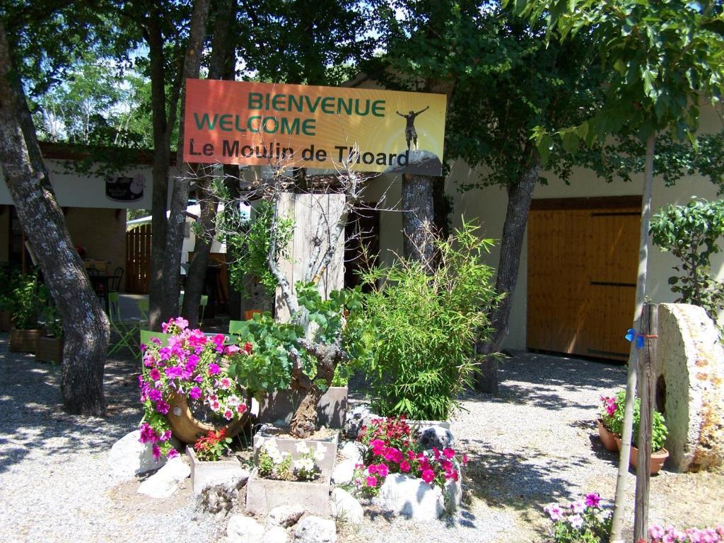 Hotel Moulin De La Roque Althen-des-Paluds Zewnętrze zdjęcie